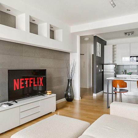 Cozy Family Apartments With Balcony Near Zlote Tarasy Warszawa Eksteriør bilde