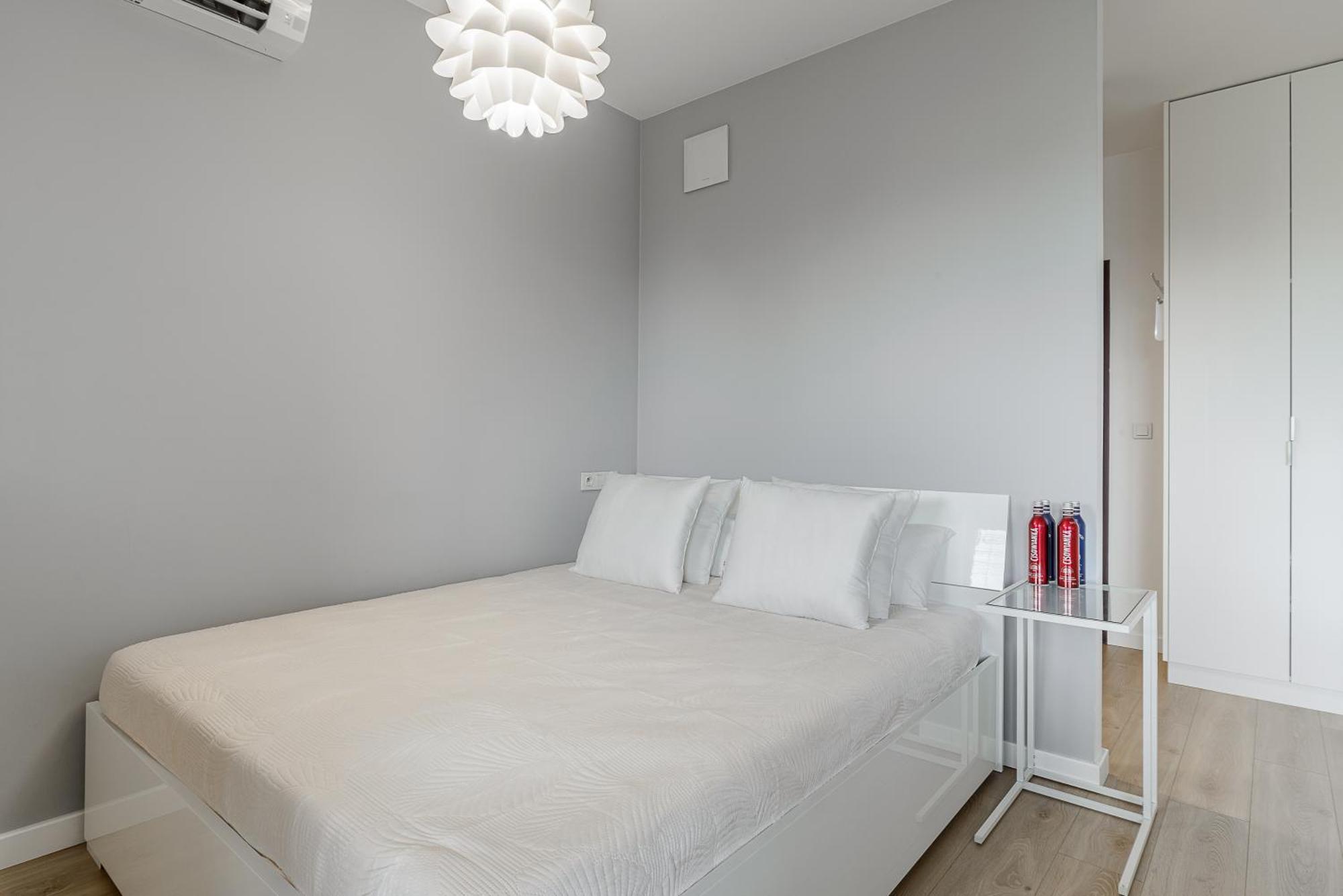 Cozy Family Apartments With Balcony Near Zlote Tarasy Warszawa Eksteriør bilde