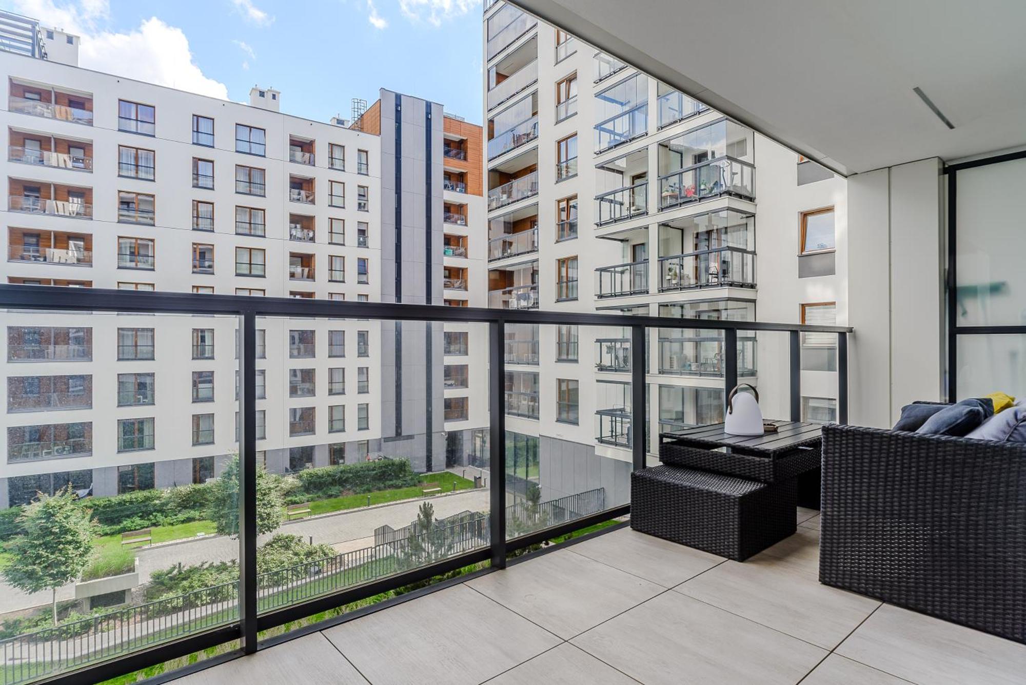 Cozy Family Apartments With Balcony Near Zlote Tarasy Warszawa Eksteriør bilde