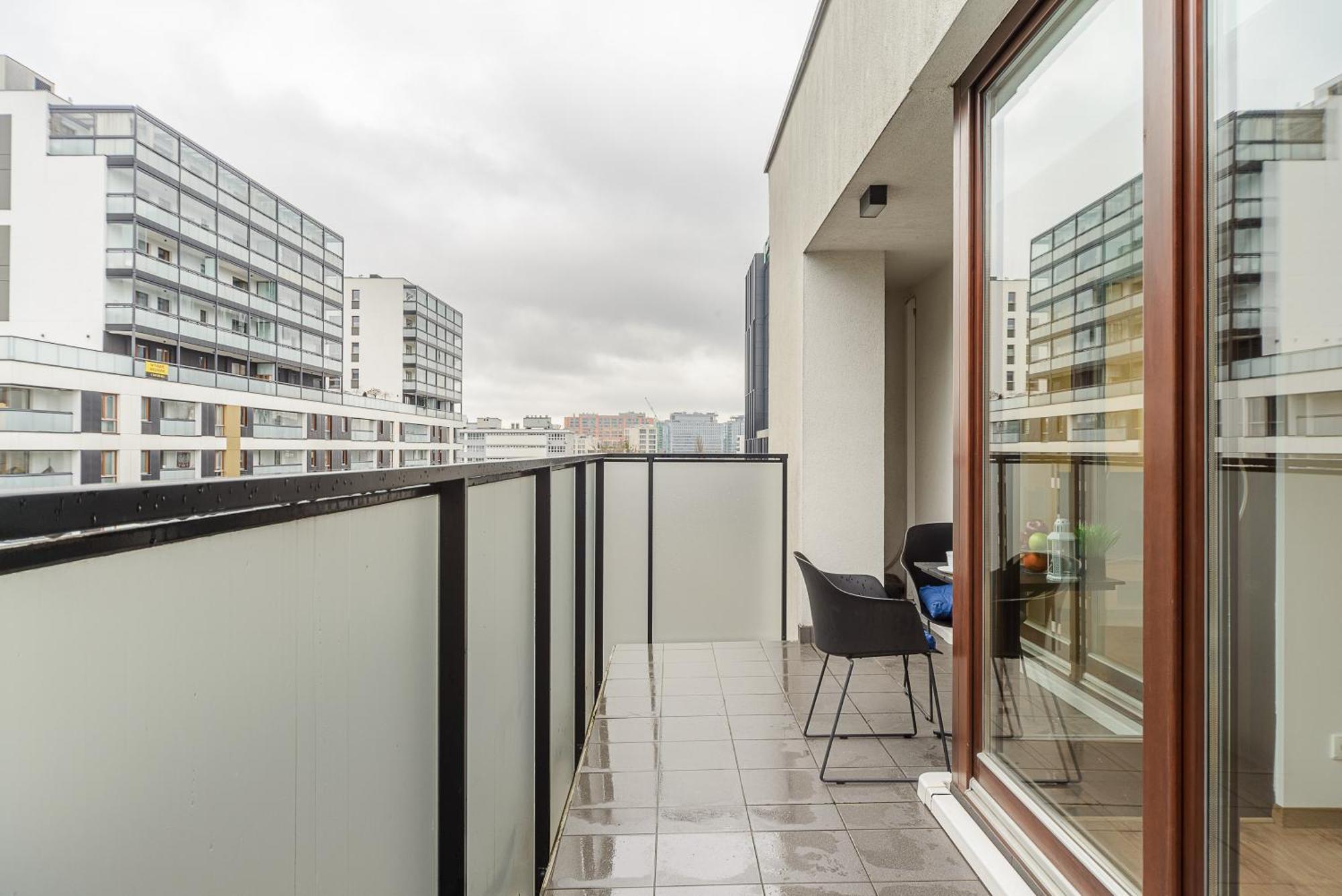 Cozy Family Apartments With Balcony Near Zlote Tarasy Warszawa Rom bilde