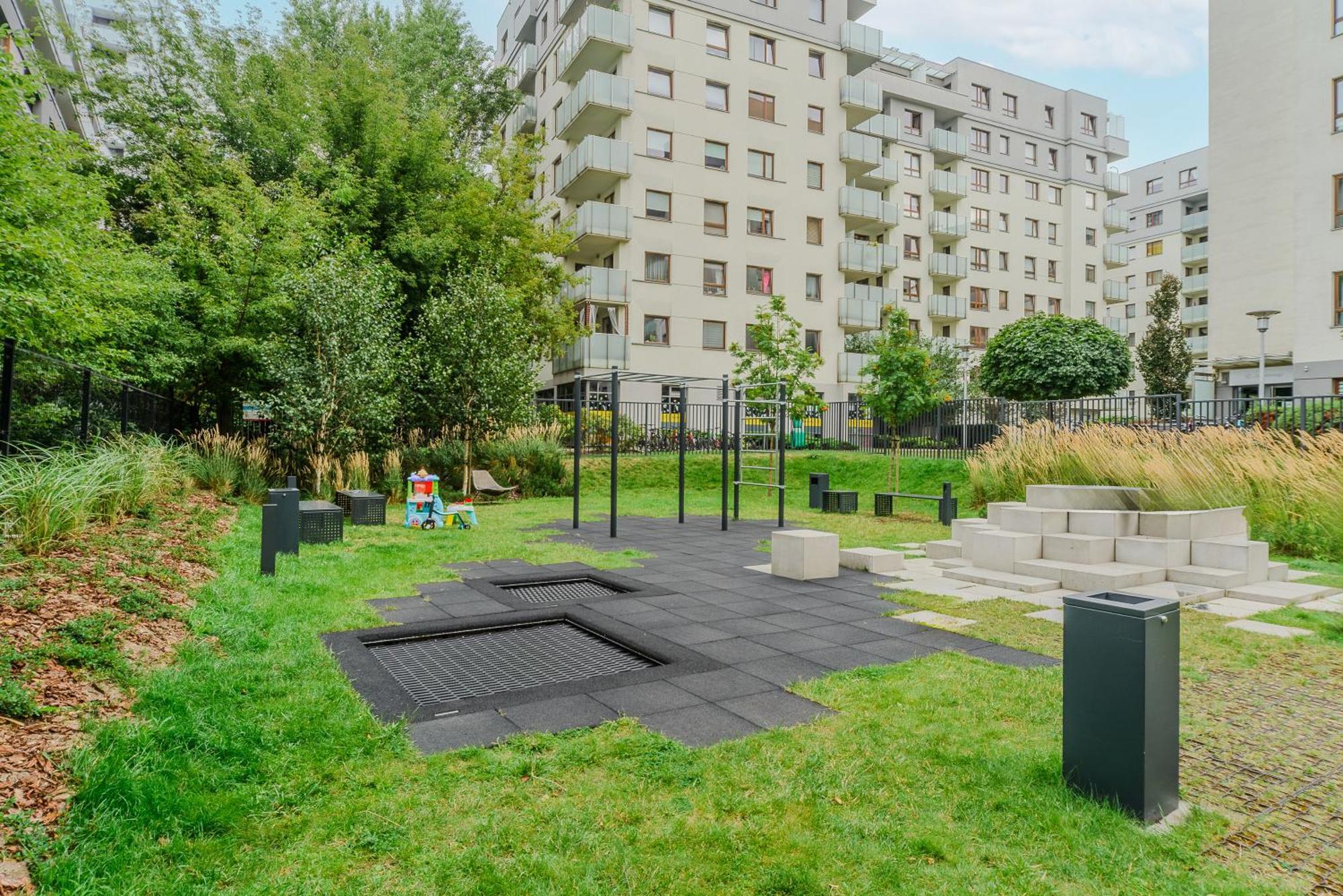 Cozy Family Apartments With Balcony Near Zlote Tarasy Warszawa Rom bilde