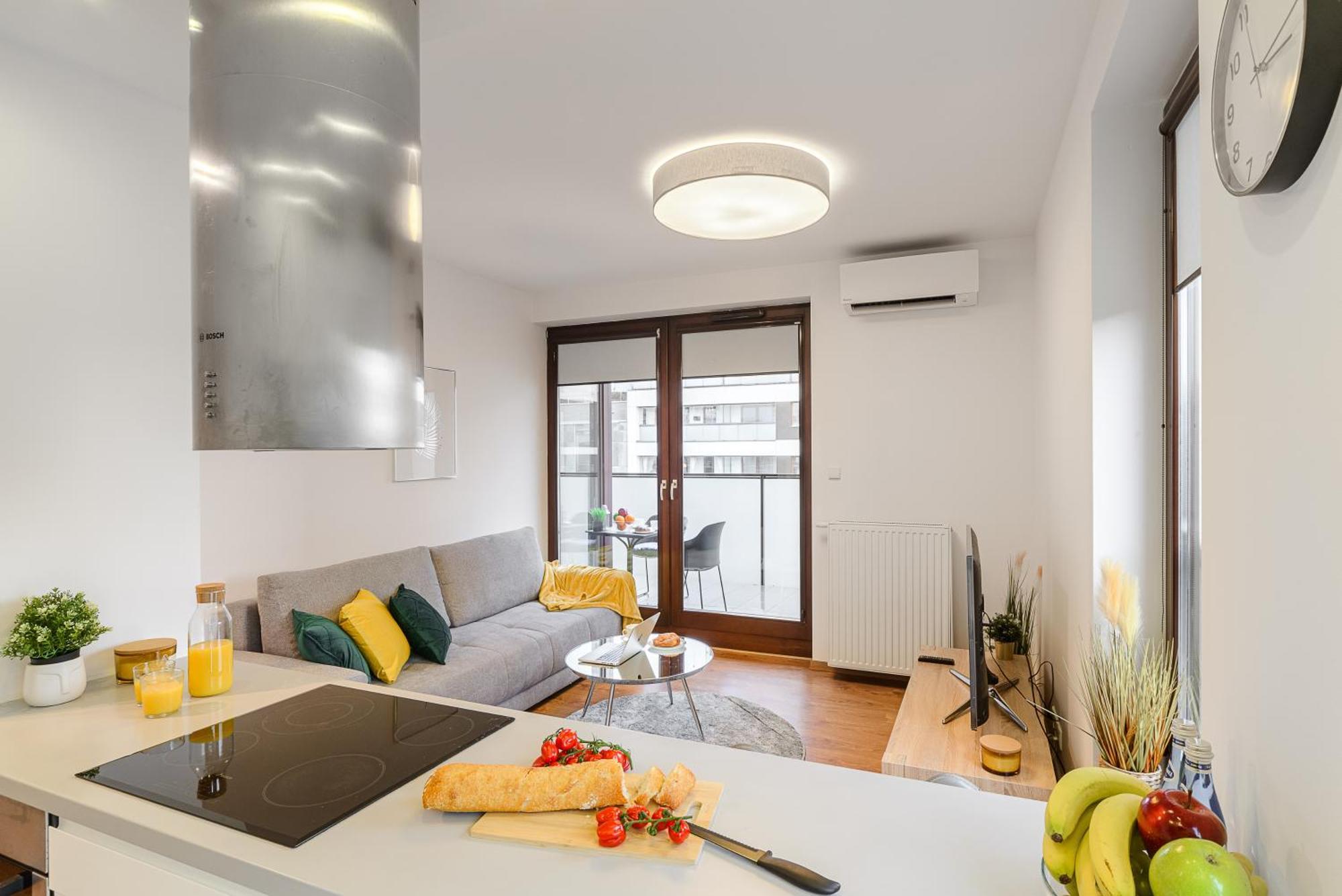 Cozy Family Apartments With Balcony Near Zlote Tarasy Warszawa Eksteriør bilde